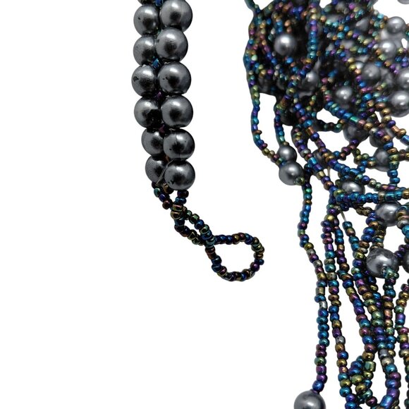 Gray pearls peacock beads mesh bib necklace - Picture 5 of 6